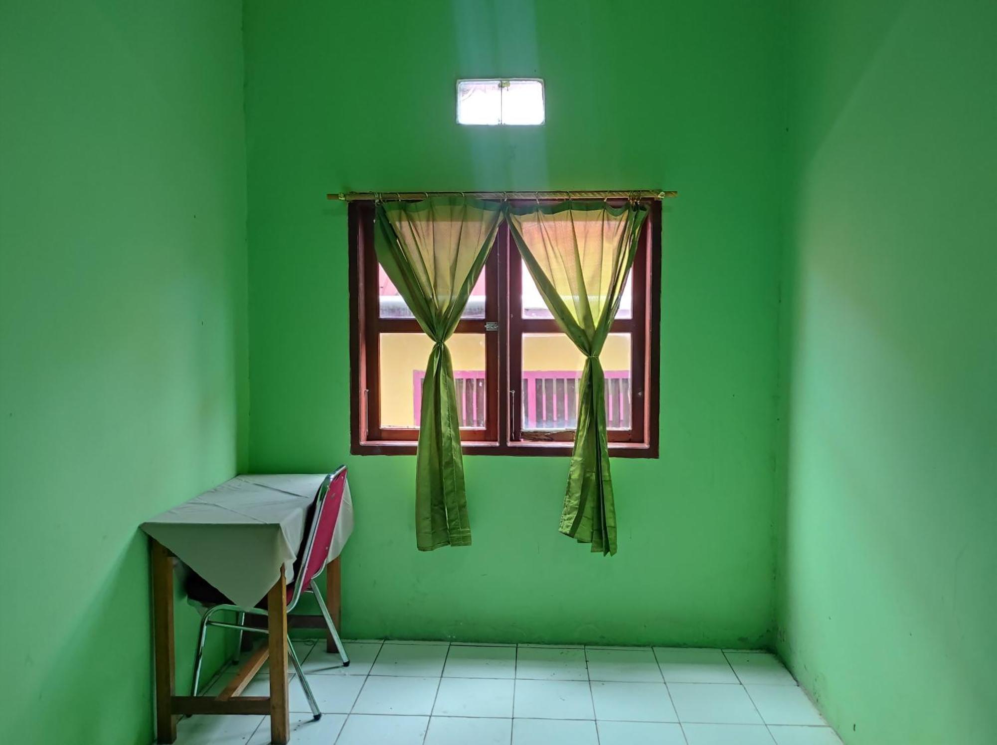 Oyo 93411 Syariah Hotel Tomborang Karema Eksteriør billede